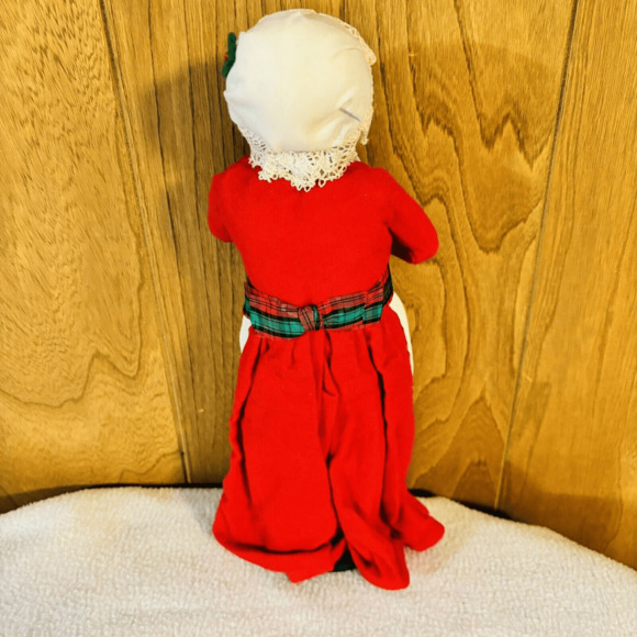 Byers Choice Caroler Woman Red Dress Plaid Bow 1987 Christmas Figurine USA - Picture 4 of 5